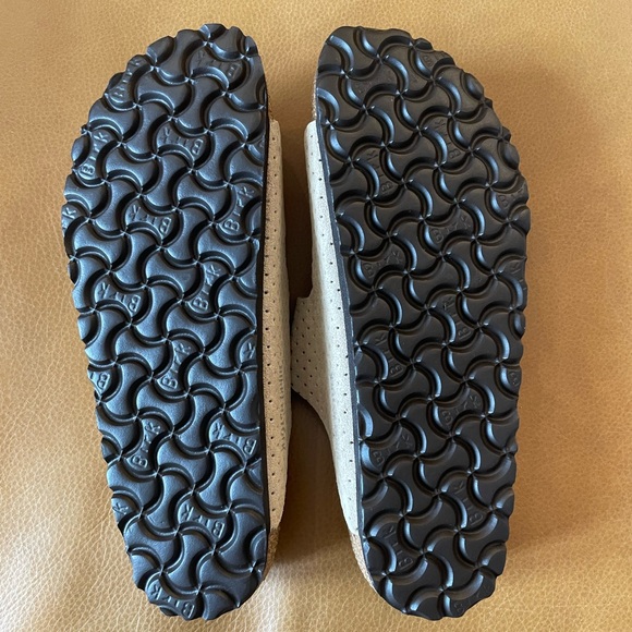 Birkenstock Arizona Sandals - new without box - Picture 4 of 4